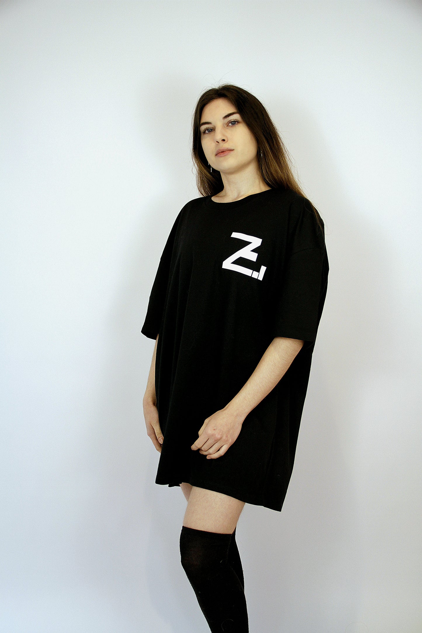 T-shirt «Sisterhood »